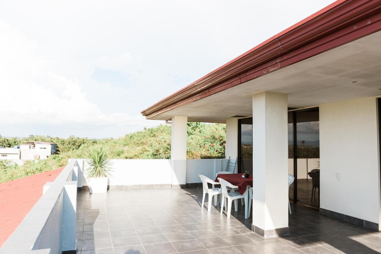 Seaview Hills Luxury Apartments & Rooms Dauis Екстер'єр фото