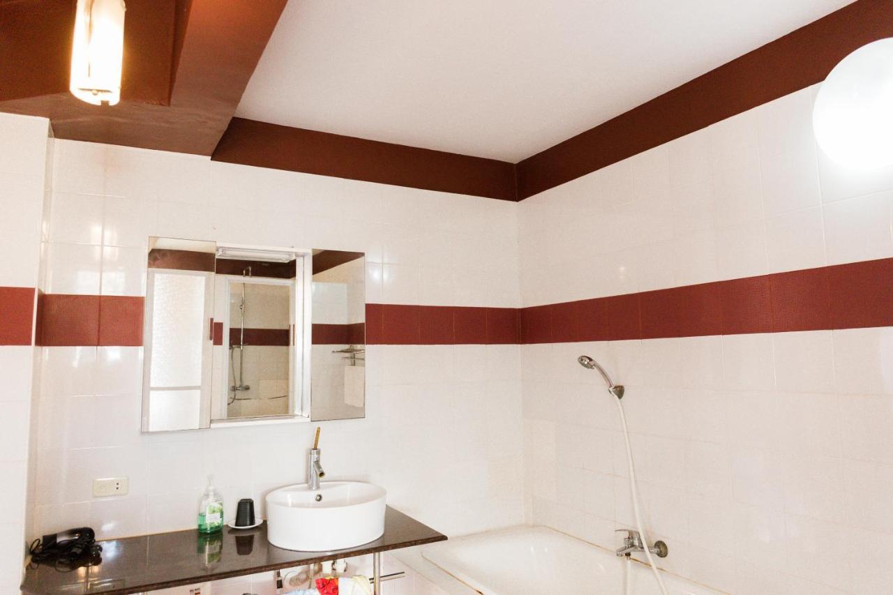 Seaview Hills Luxury Apartments & Rooms Dauis Екстер'єр фото