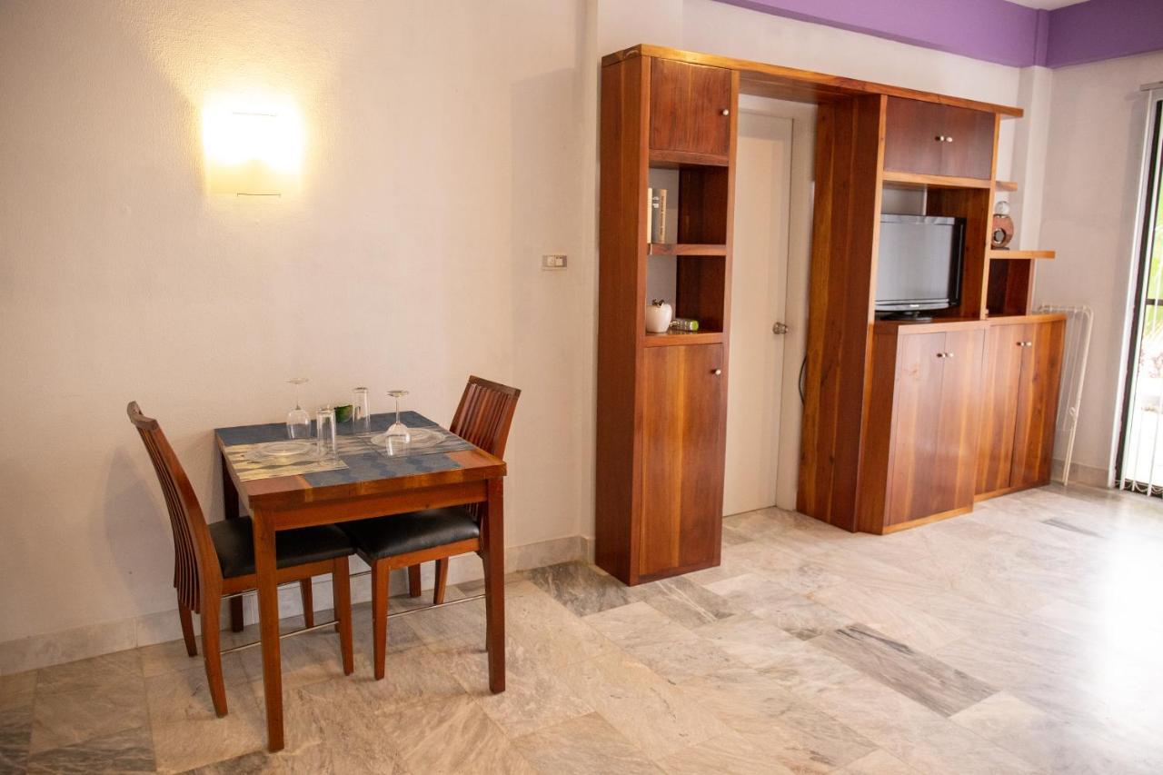 Seaview Hills Luxury Apartments & Rooms Dauis Екстер'єр фото