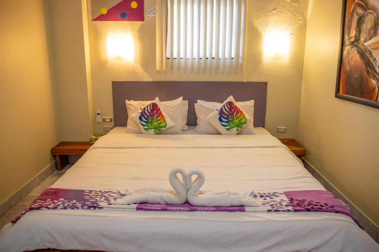 Seaview Hills Luxury Apartments & Rooms Dauis Екстер'єр фото